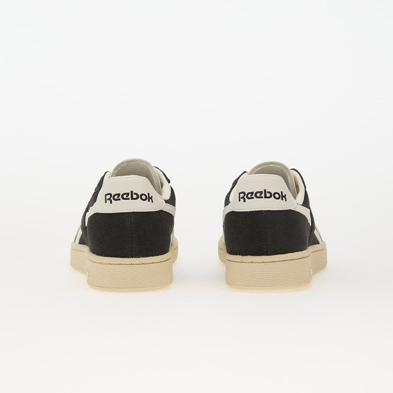 Reebok x Grounds Uk Club C Washedblack/ Paperwhite/ Chalk