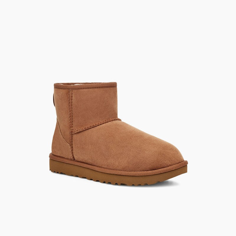 UGG Classic Mini II