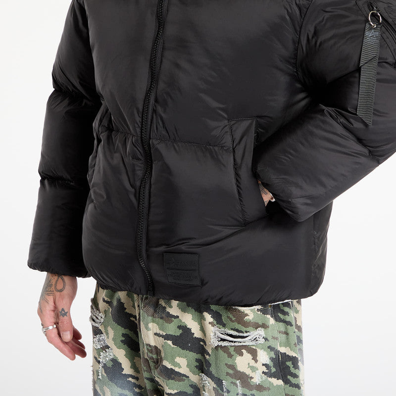 Alpha Industries Cloud Puffer Bomber Black