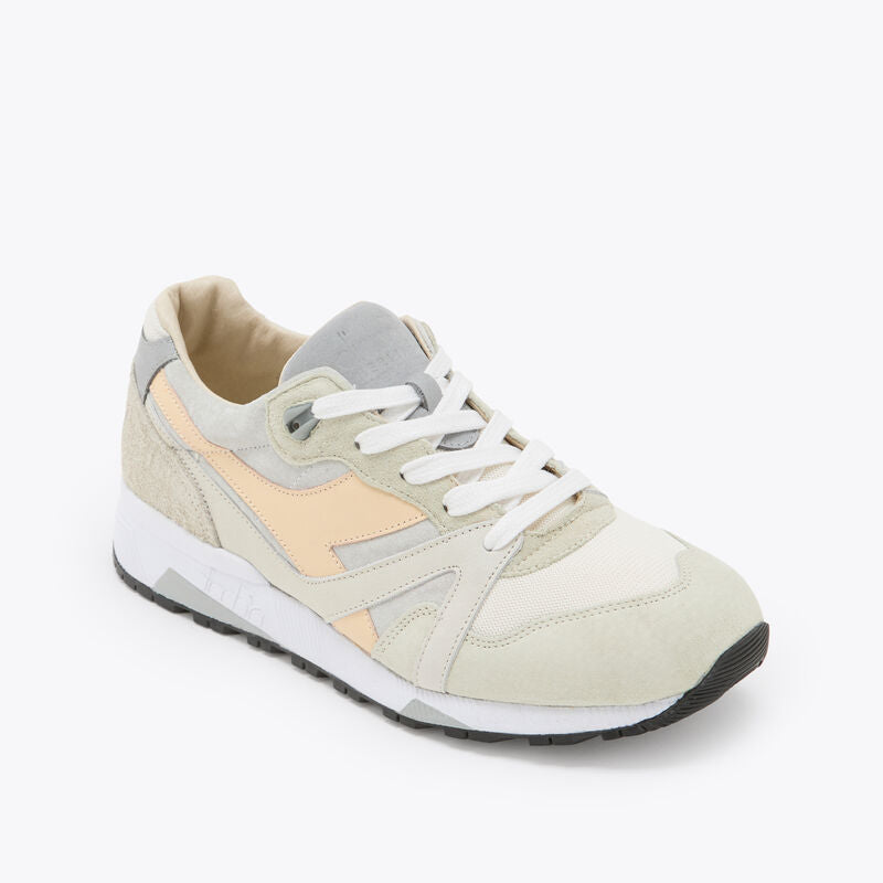 Diadora N9000