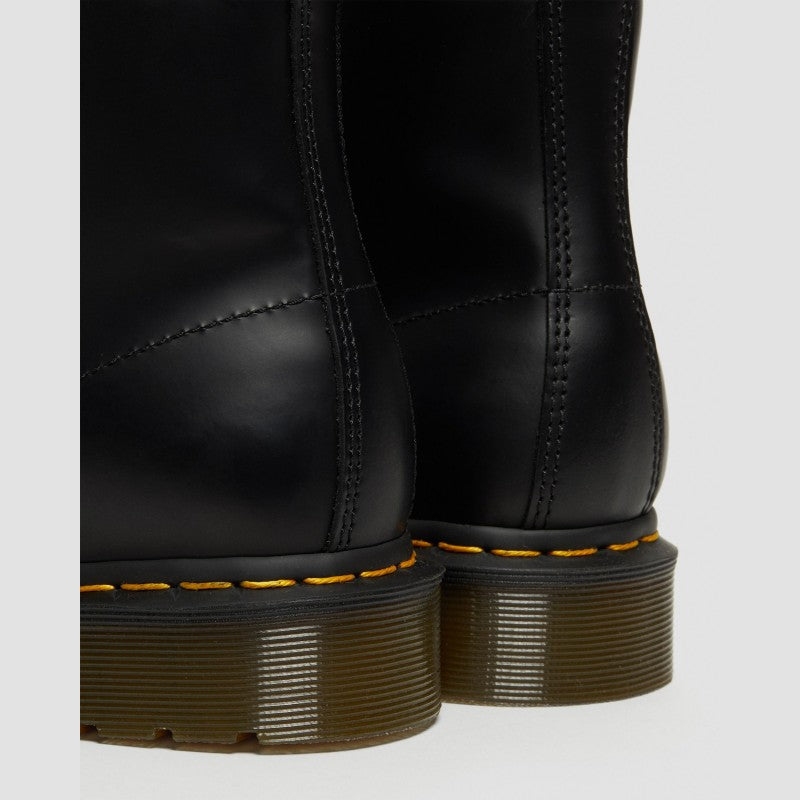 Dr. Martens 101 YS