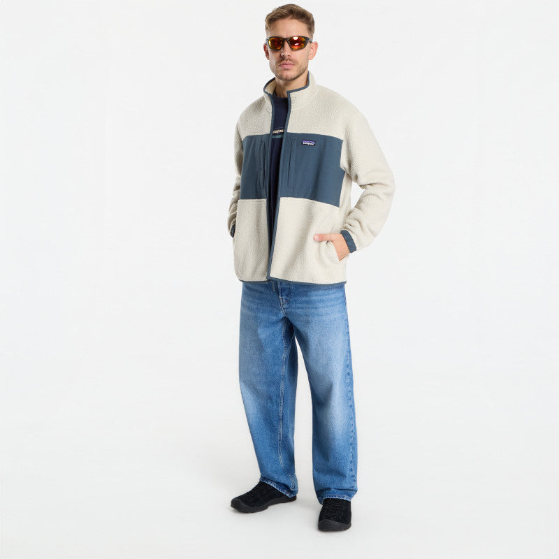Patagonia '95 Oval Logo T-Shirt New Navy: Kaleido