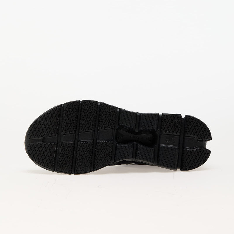 On M Cloud X 4 Black/ Eclipse