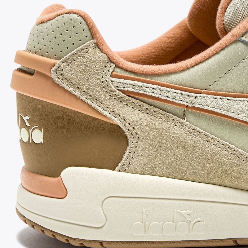DIADORA Winner Sl