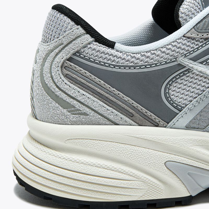 DIADORA Diadora Mythos Star