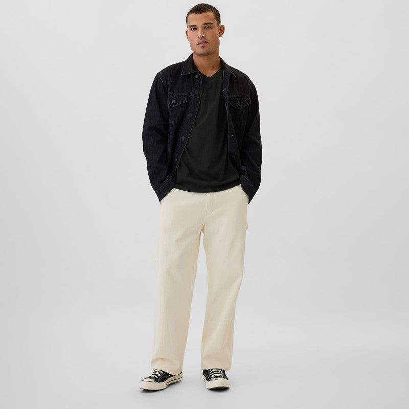 GAP Micro Logo Vneck Tee True Black