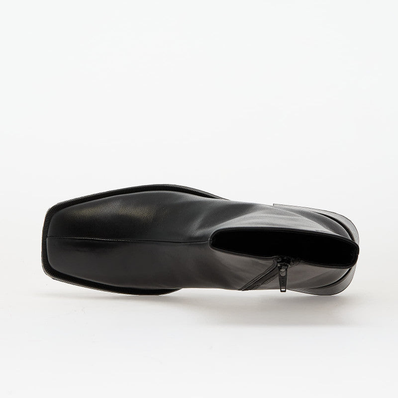 Vagabond Blanca Black