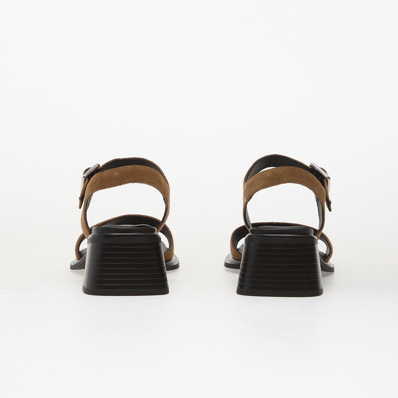 Vagabond Ines Brown