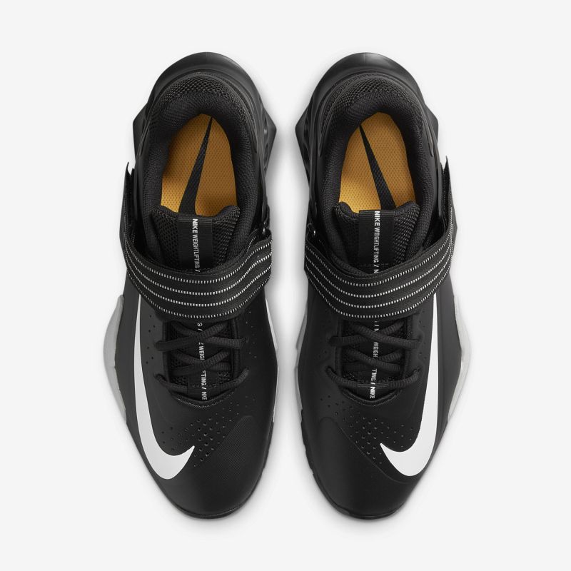 Nike Savaleos