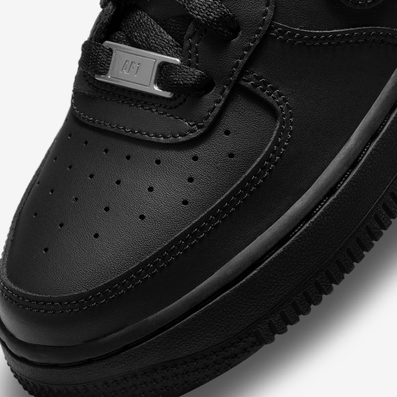 Nike Air Force 1 LE GS