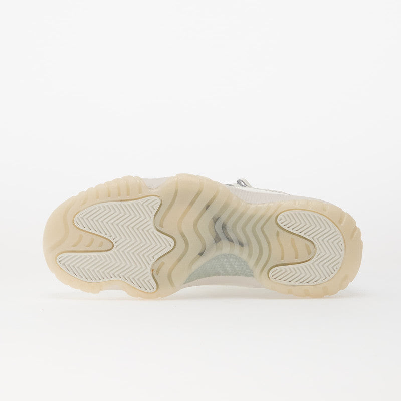 Air Jordan 11 Retro "Pearl" Sail/ Pearl Grey-White-Metallic Silver