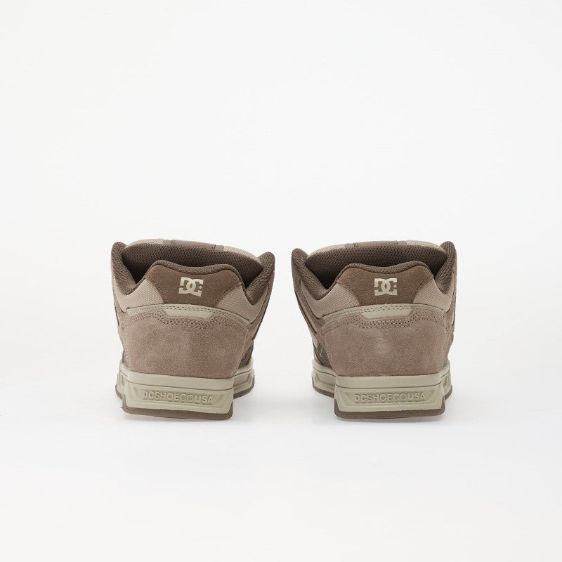 DC Stag Taupe/ Off White