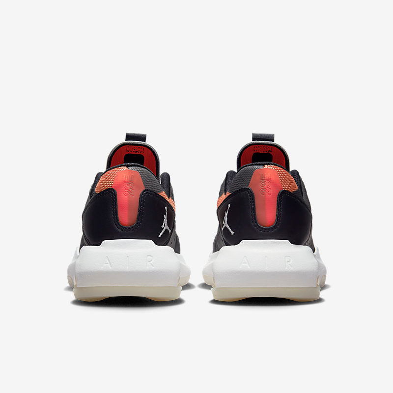 Nike Air 200E