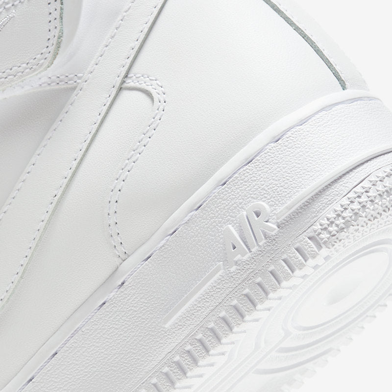 Nike Wmns Air Force 1 07 Mid