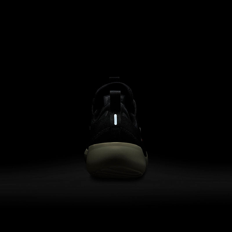 Nike Wmns E