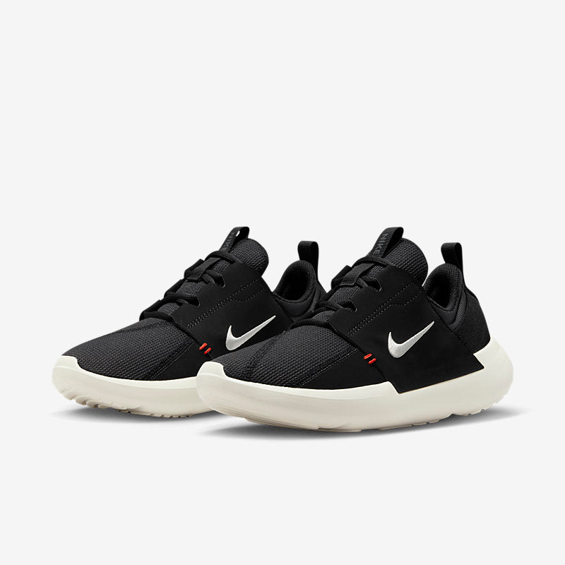 Nike Wmns E