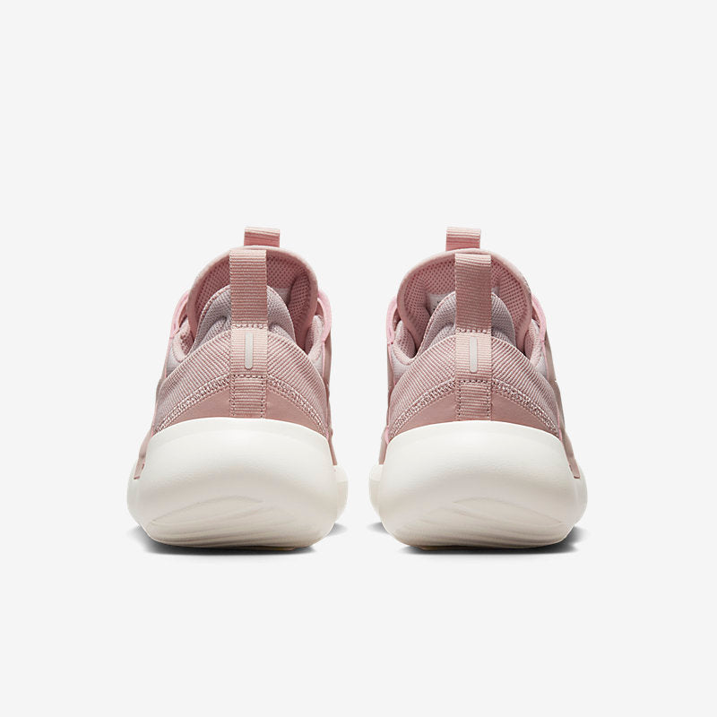 Nike Wmns E