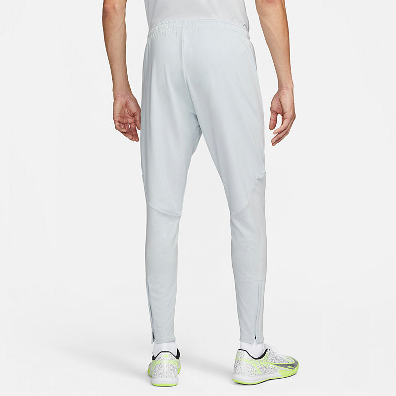 Nike Dri-FIT Strike