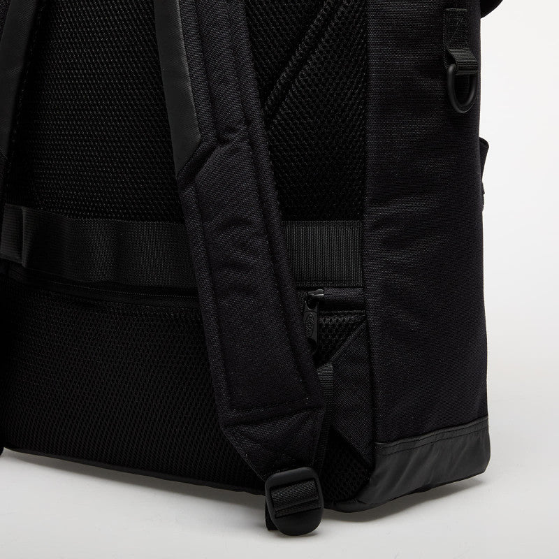 Eastpak Icon Topload On Black 26