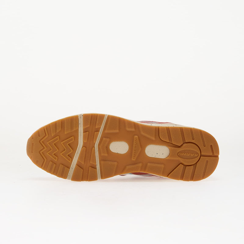 Karhu Aria 95 Light Mahogany/ White