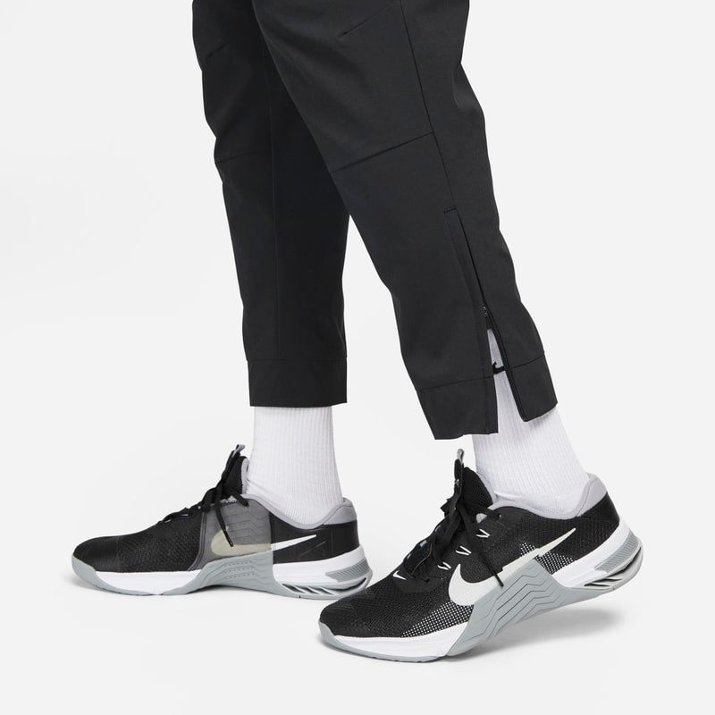 Nike Dri-Fit Unlimited
