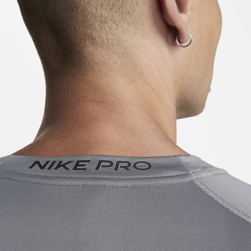 Nike Pro