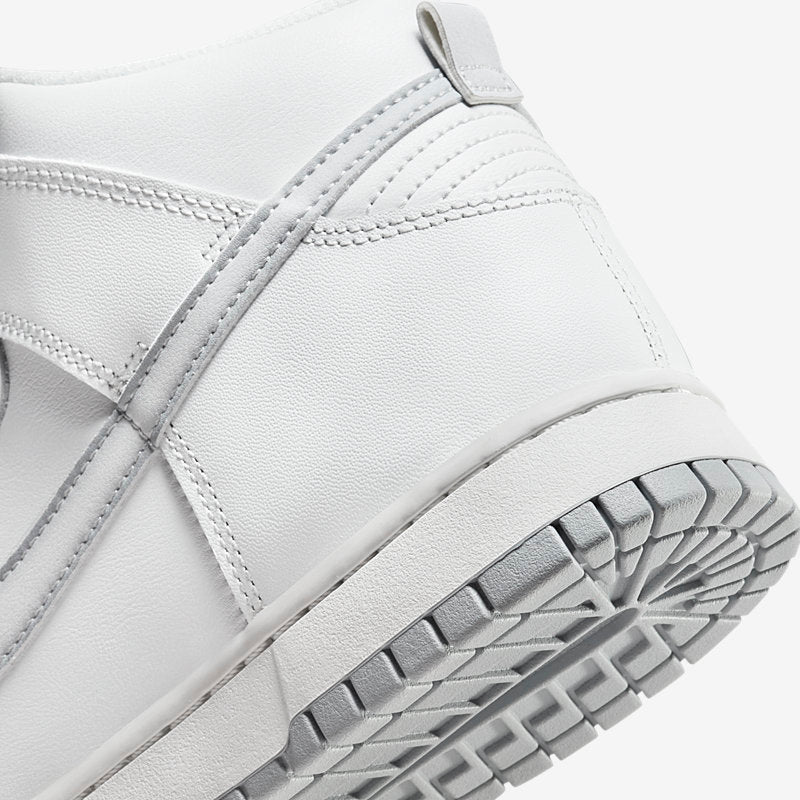 Nike Dunk High Retro "Airbrush Swoosh"