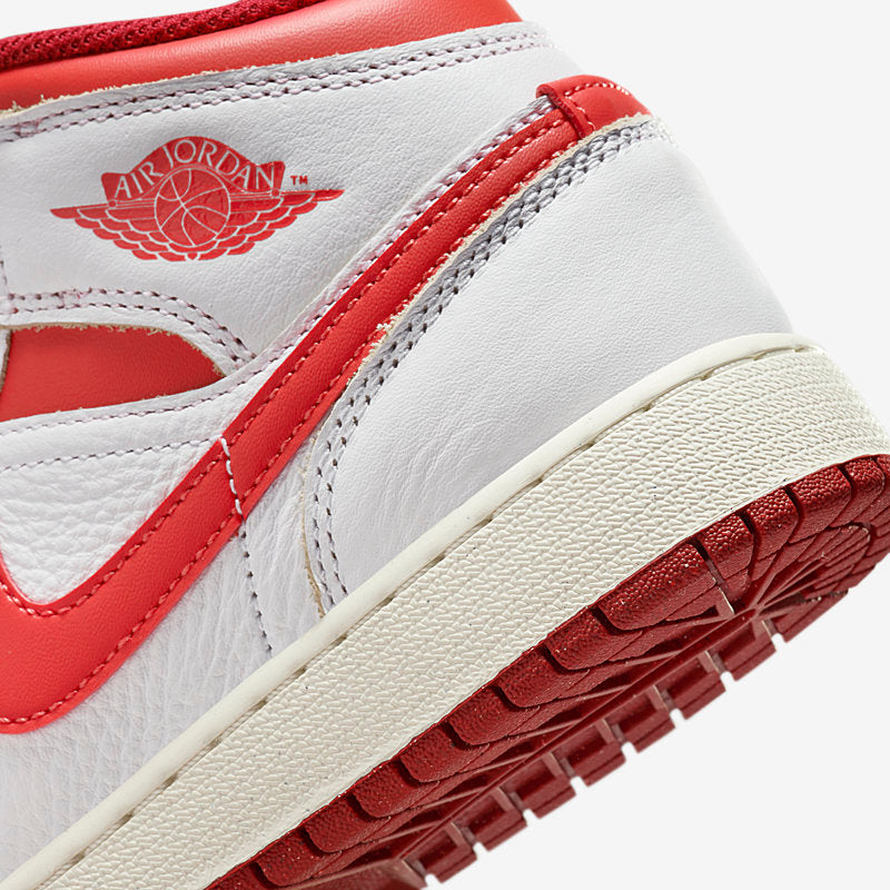 Air Jordan 1 Mid Se