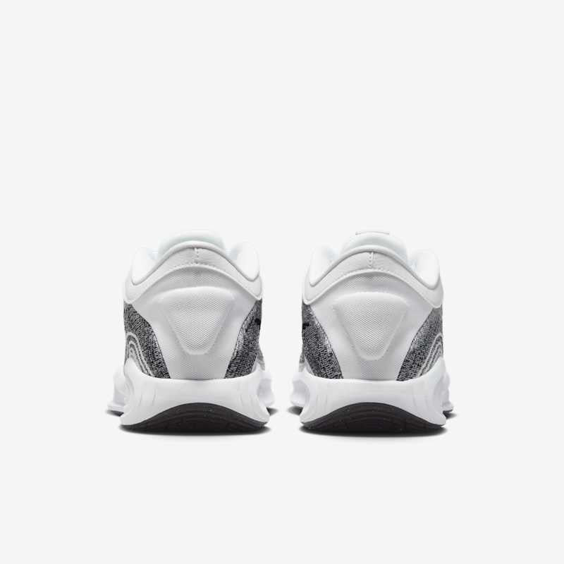 Nike G.t. Hustle Academy