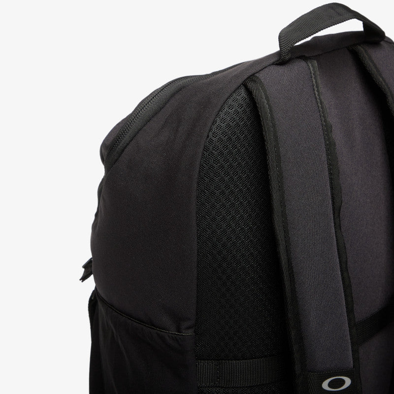 Oakley Enduro 20L Backpack Pitch Black 20