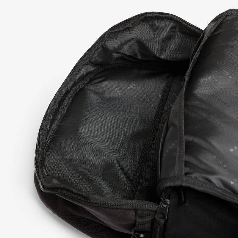 Oakley Enduro 25L Backpack Pitch Black