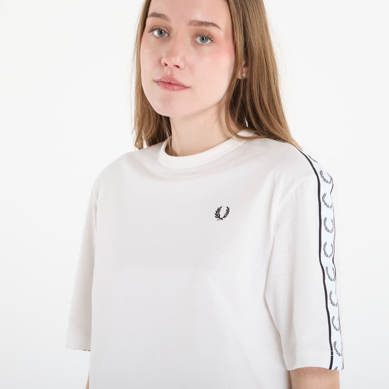 FRED PERRY Taped T-Shirt Snow White