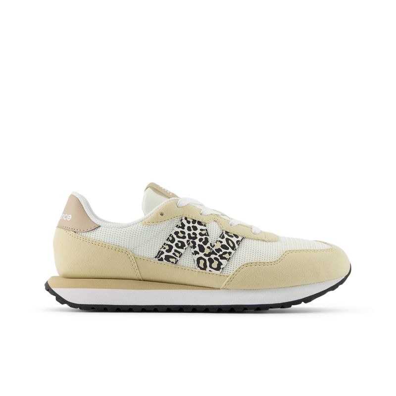 New Balance 237