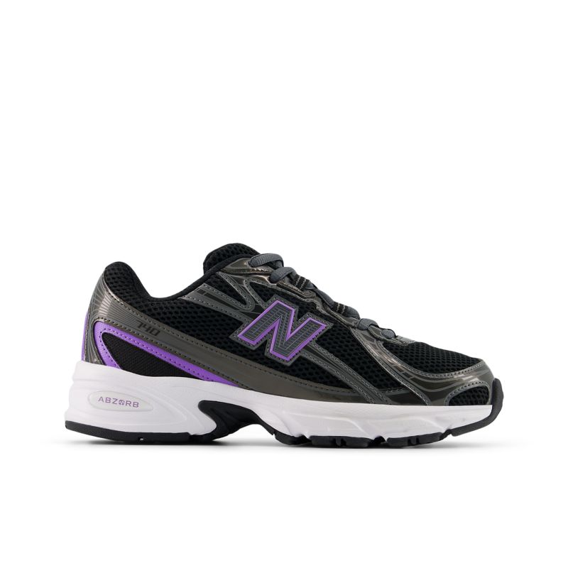 New Balance 740