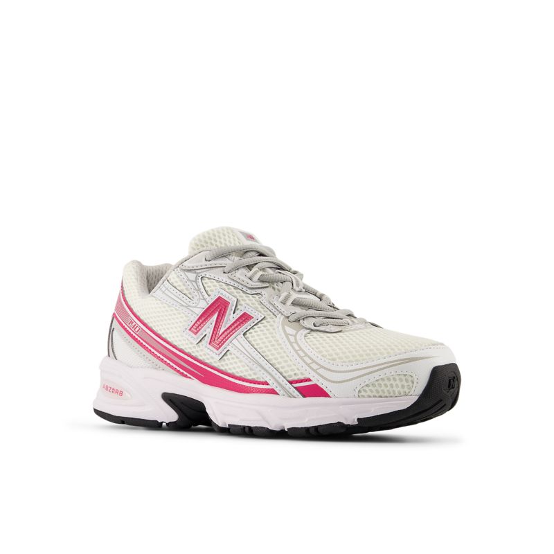 New Balance 770