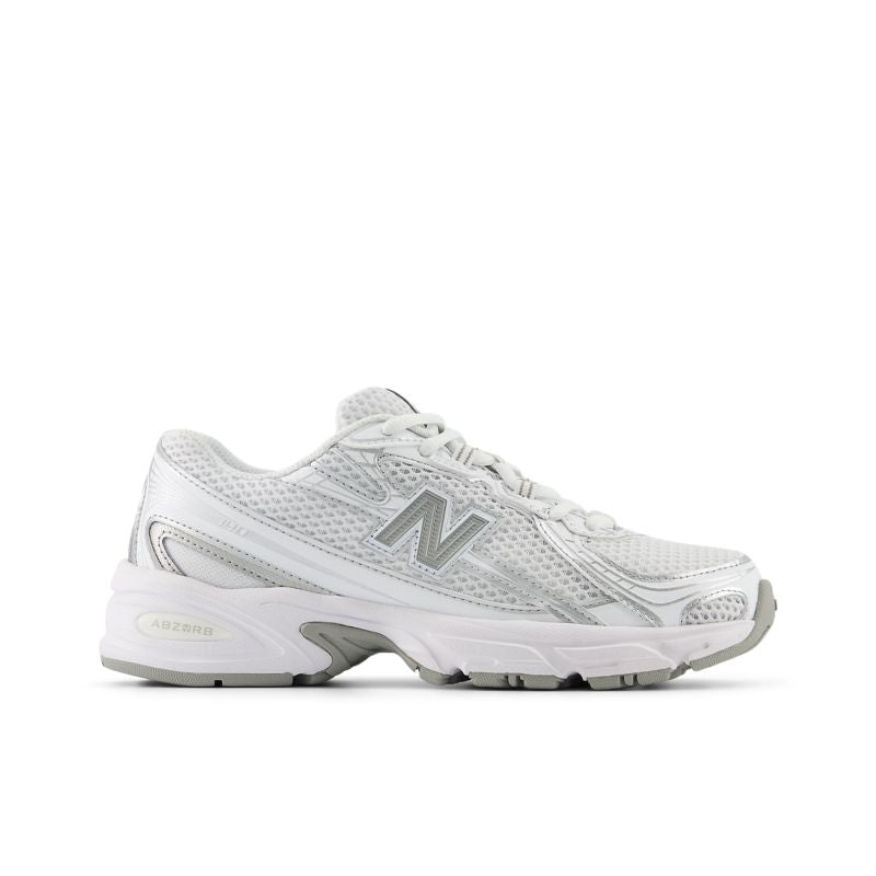 New Balance 770