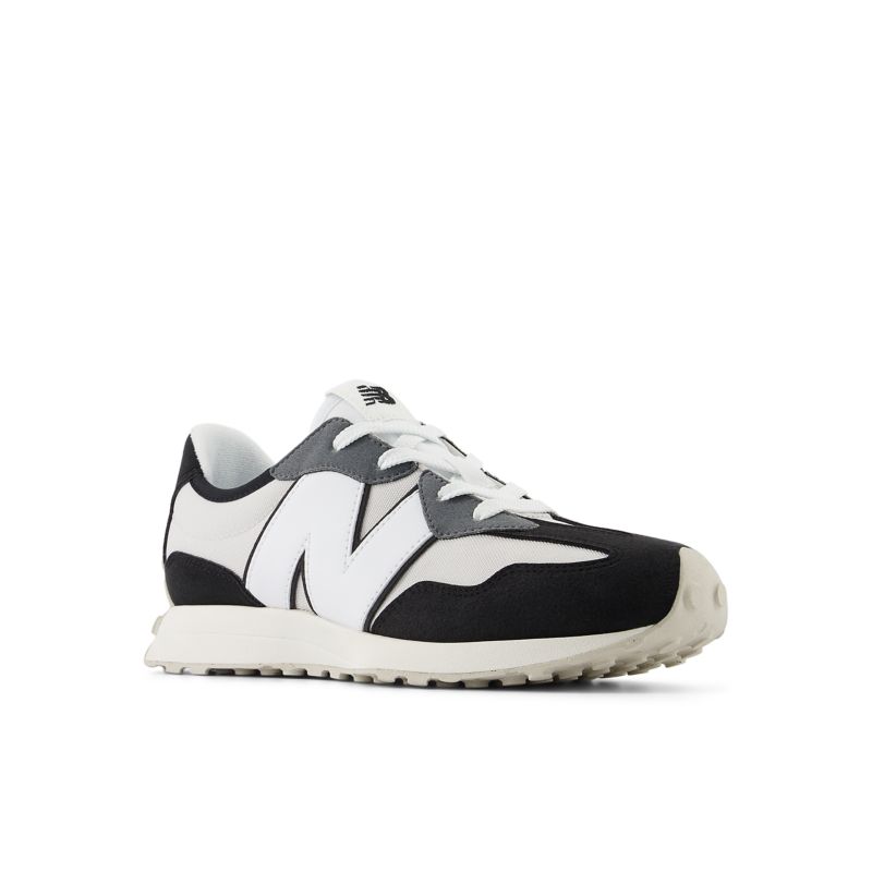 New Balance 327