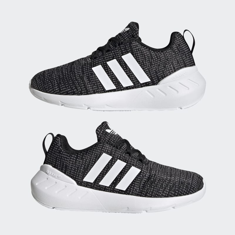 adidas Swift Run 22