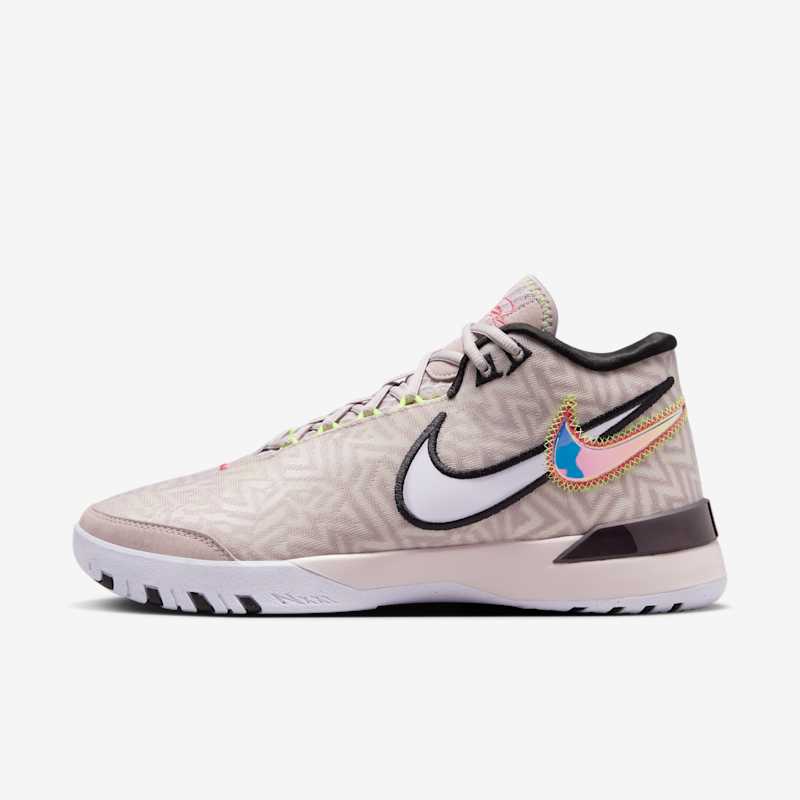 Nike LeBron NXXT Genisus