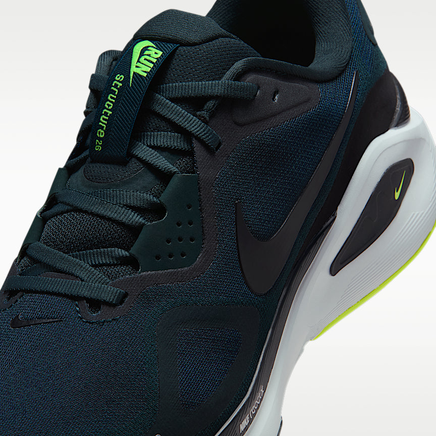Nike Structure 26