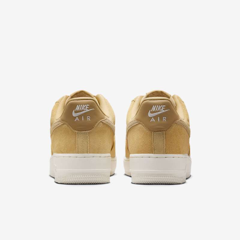 Nike Wmns Air Force 1’07