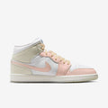 Air Jordan 1 Mid Se