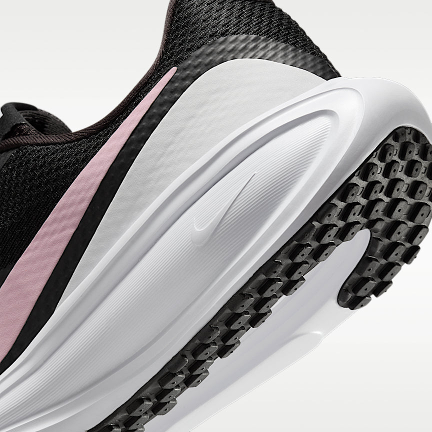 Nike Wmns Revolution 8