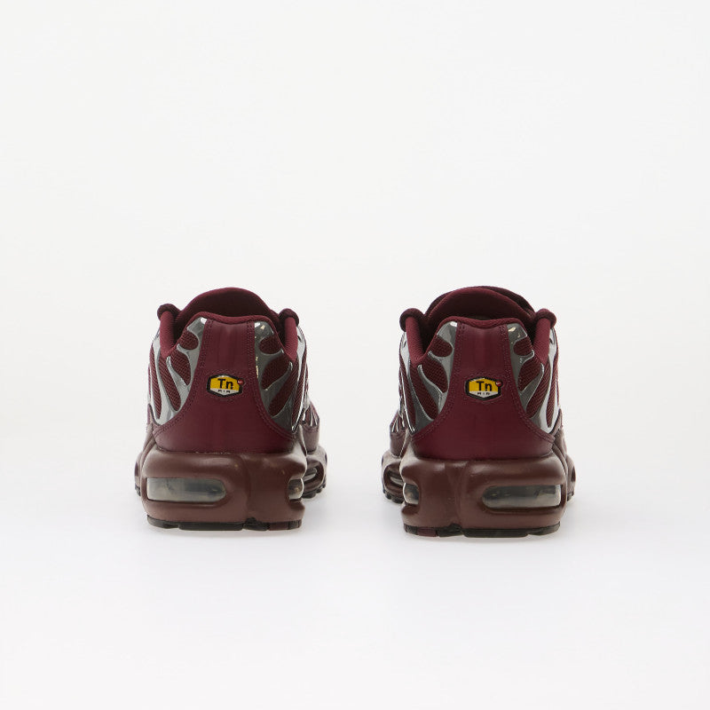 Nike Air Max Plus TN SE Night Maroon/ Black-Dark Team Red