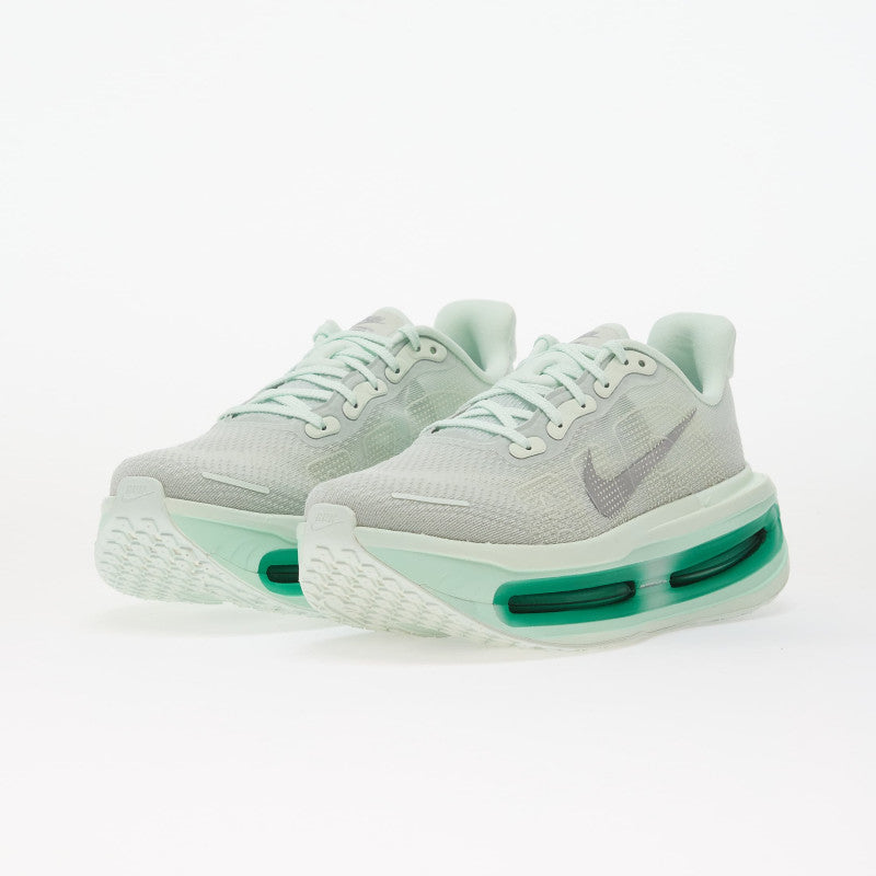 Nike Vomero Premium Barely Green/ Metallic Silver