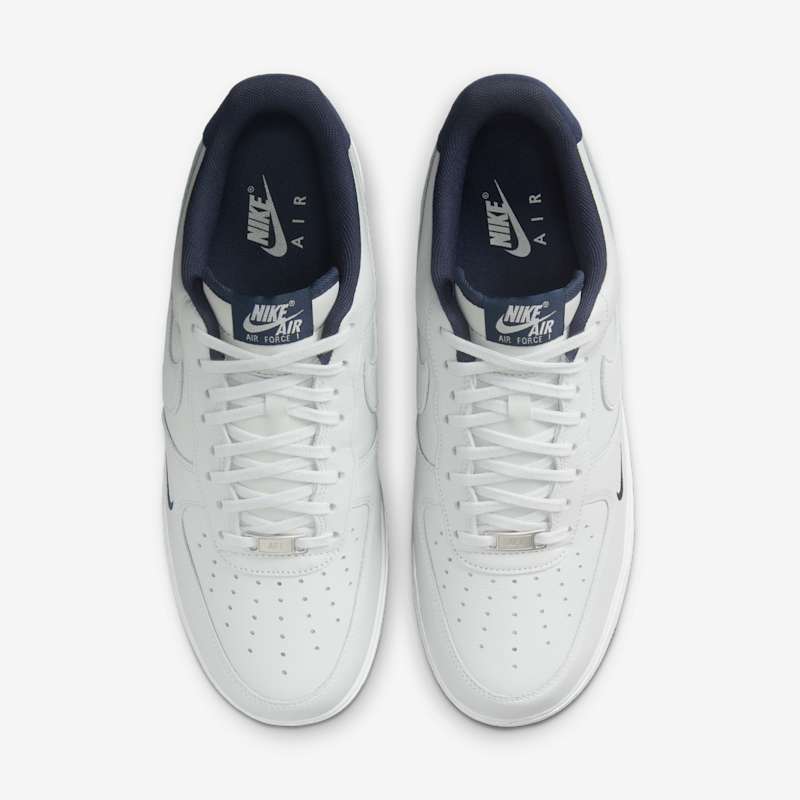 Nike Air Force 1 '07 LV8