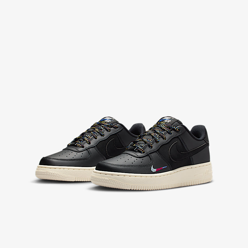 Nike Air Force 1 LV8