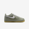 Nike Air Force 1 LV8 3