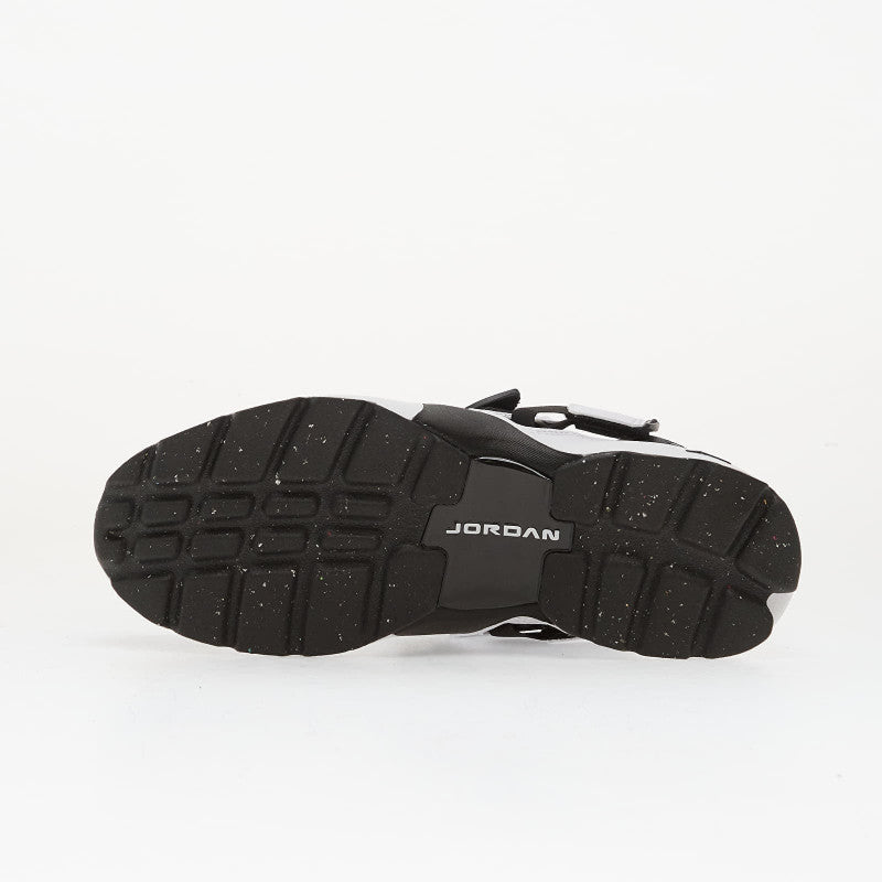 Jordan Wmns Trunner Lx White/ Black-Reflective Slvr