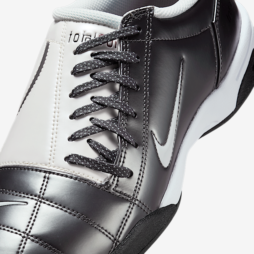 Nike Total 90